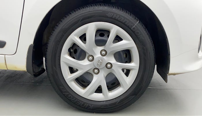 2019 Hyundai Grand i10 1.2 KAPPA SPORTZ (O), Petrol, Manual, 9,128 km, Right Front Wheel