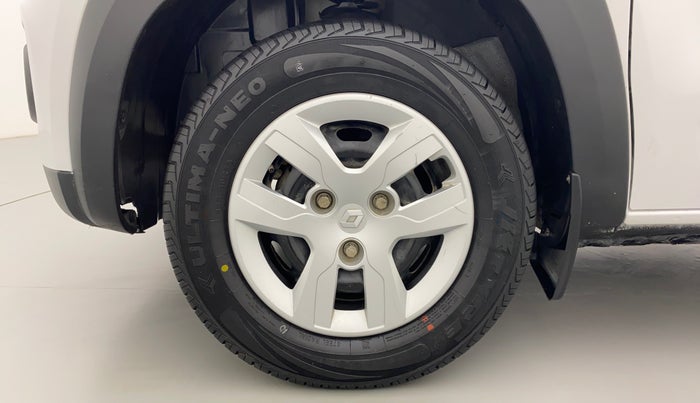 2018 Renault Kwid RXT, Petrol, Manual, 59,826 km, Left Front Wheel