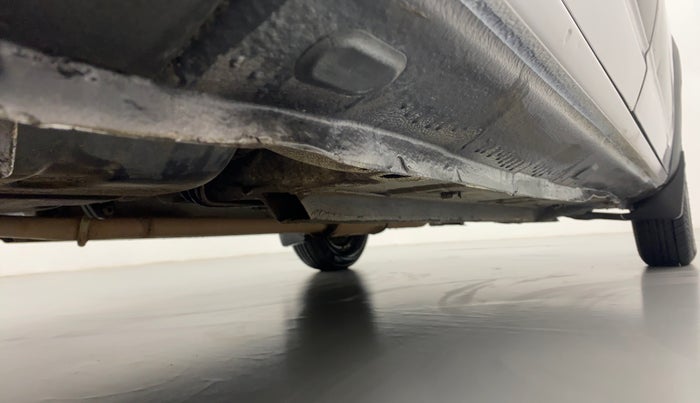 2018 Renault Kwid RXT, Petrol, Manual, 59,826 km, Right Side Underbody