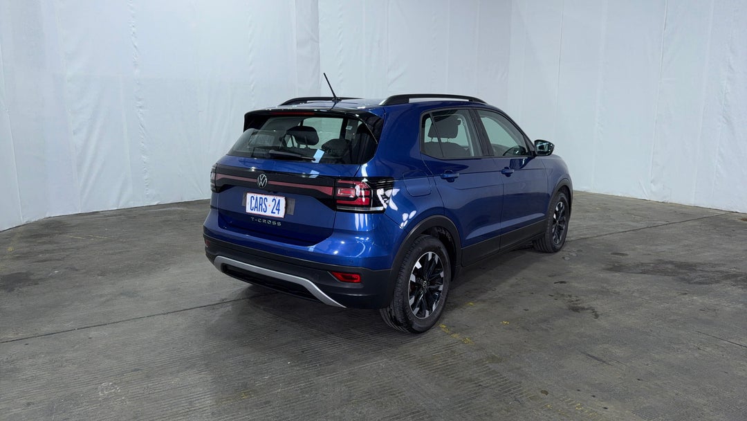 Right Back Diagonal (45- Degree) View