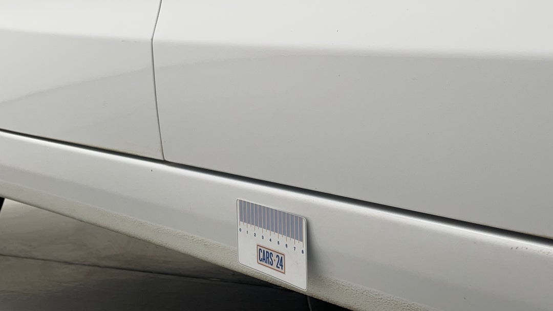 Doors Front RHS Dent