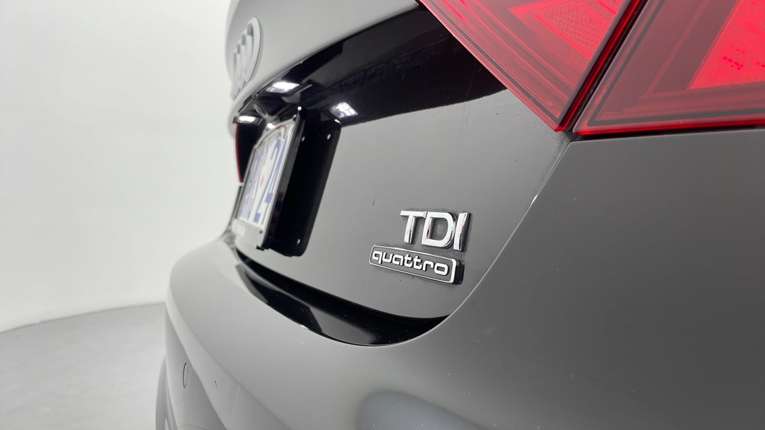 Badge (Boot Right Side)