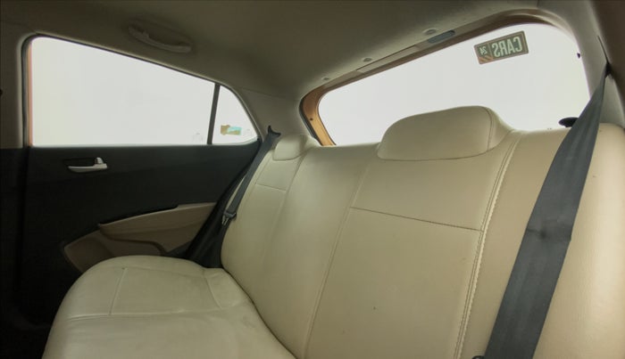 2015 Hyundai Grand i10 SPORTZ 1.2 KAPPA VTVT, Petrol, Manual, 38,020 km, Right Side Rear Door Cabin