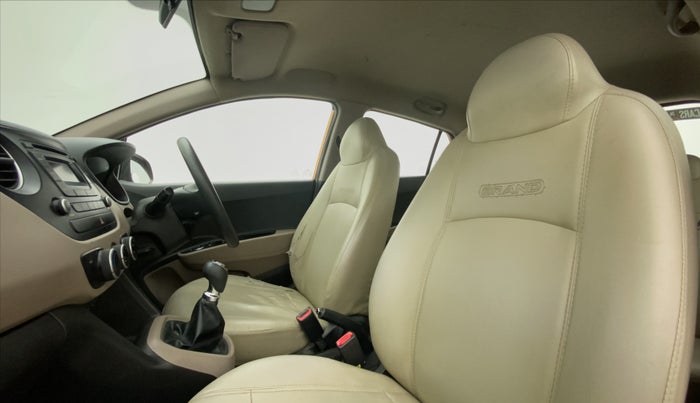 2015 Hyundai Grand i10 SPORTZ 1.2 KAPPA VTVT, Petrol, Manual, 38,020 km, Right Side Front Door Cabin