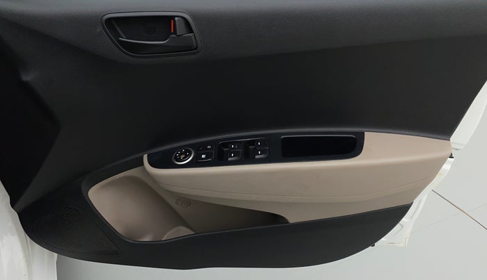 2018 Hyundai Grand i10 MAGNA 1.2 KAPPA VTVT, Petrol, Manual, 51,938 km, Driver Side Door Panels Control