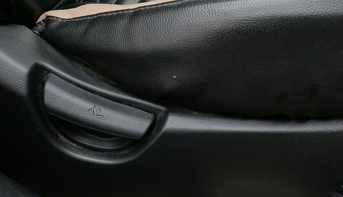 2018 Hyundai Grand i10 MAGNA 1.2 KAPPA VTVT, Petrol, Manual, 51,938 km, Driver Side Adjustment Panel