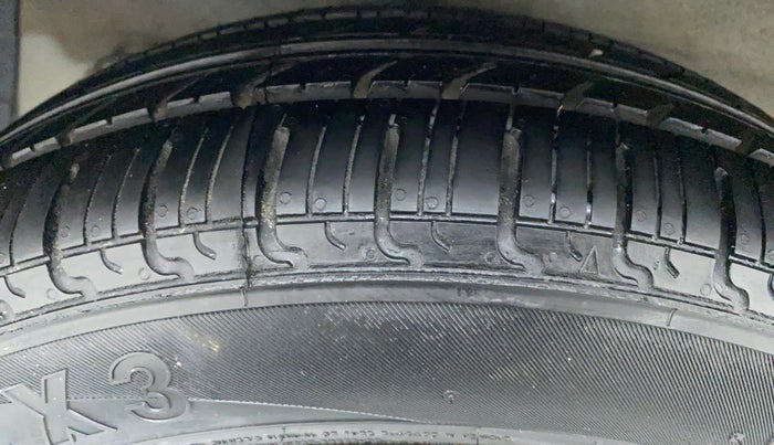 2018 Hyundai Grand i10 MAGNA 1.2 KAPPA VTVT, Petrol, Manual, 51,938 km, Right Rear Tyre Tread