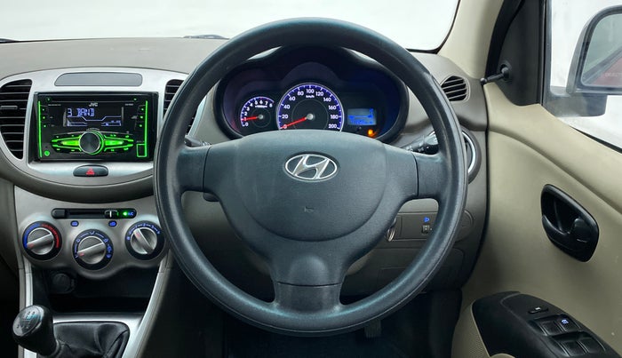 2015 Hyundai i10 MAGNA 1.1 IRDE2, Petrol, Manual, 47,218 km, Steering Wheel Close Up