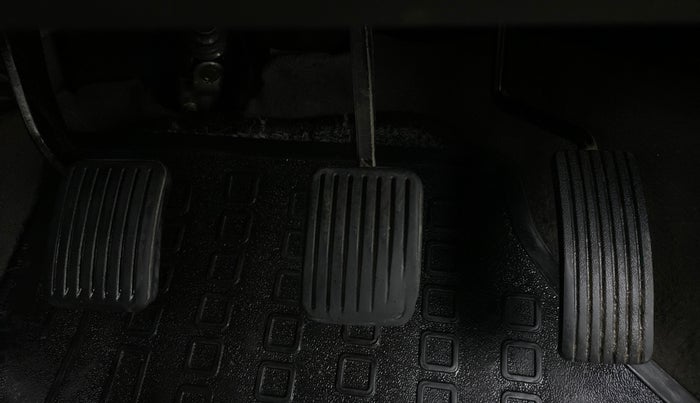 2015 Hyundai i10 MAGNA 1.1 IRDE2, Petrol, Manual, 47,218 km, Pedals