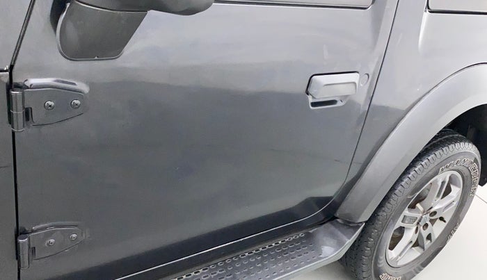2021 Mahindra Thar LX PETROL HT 4WD AT, Petrol, Automatic, 51,790 km, Front passenger door - Slightly dented