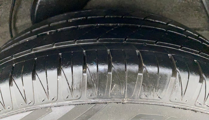 2012 Hyundai i20 ASTA 1.2, Petrol, Manual, 78,576 km, Left Rear Tyre Tread