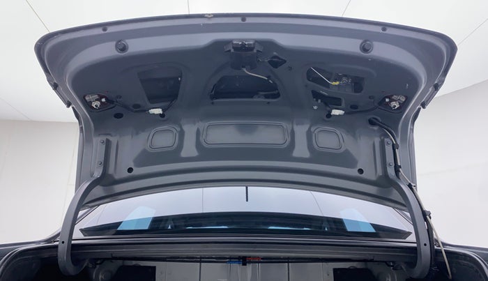 2018 Hyundai Xcent E+, Petrol, Manual, 53,633 km, Boot Door Open