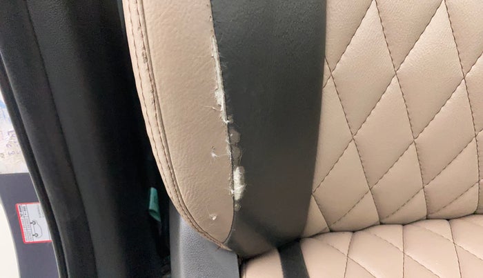 2018 Hyundai Xcent E+, Petrol, Manual, 53,633 km, Driver seat - Cover slightly torn