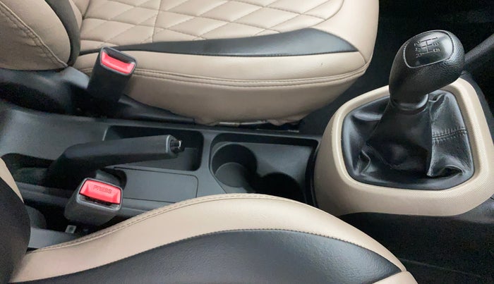 2018 Hyundai Xcent E+, Petrol, Manual, 53,633 km, Gear Lever