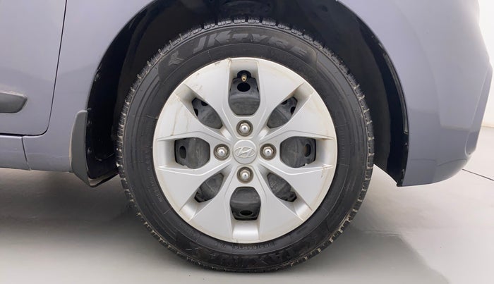 2018 Hyundai Xcent E+, Petrol, Manual, 53,633 km, Right Front Wheel