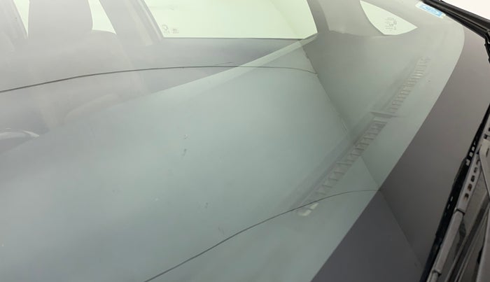 2019 Toyota Innova Crysta 2.8 ZX AT 7 STR, Diesel, Automatic, 90,337 km, Front windshield - Minor spot on windshield