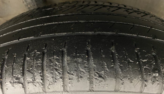 2013 Honda City S MT PETROL, Petrol, Manual, 30,372 km, Right Rear Tyre Tread