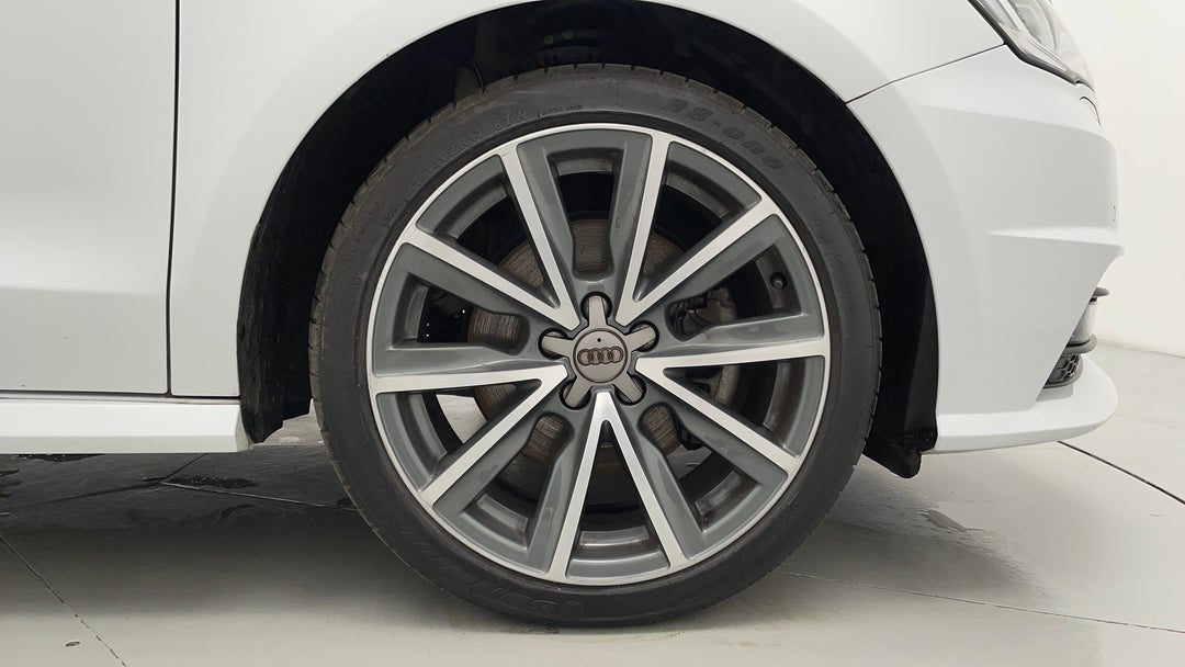 2018 Audi A1 Sportback 1.4 Tfsi Sport, Automatic, 78418 km, Right Front Wheel