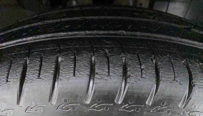 2019 Renault TRIBER 1.0 RXZ, Petrol, Manual, 16,979 km, Left Front Tyre Tread