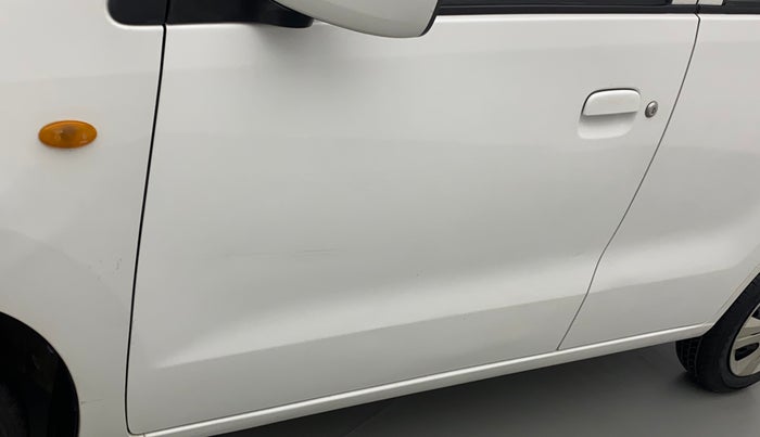2014 Maruti Wagon R 1.0 VXI, Petrol, Manual, 21,703 km, Front passenger door - Minor scratches