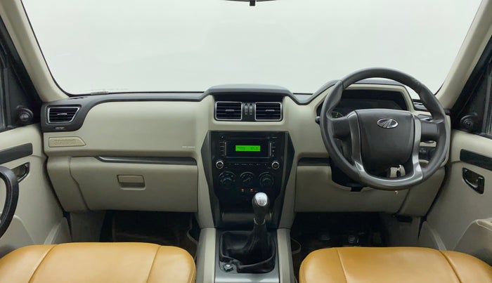 2016 Mahindra Scorpio S6 PLUS, Diesel, Manual, 47,160 km, Dashboard