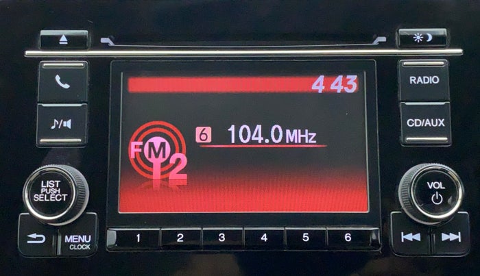 2015 Honda Jazz 1.2 V AT, Petrol, Automatic, 70,097 km, Infotainment System
