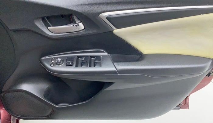 2015 Honda Jazz 1.2 V AT, Petrol, Automatic, 70,097 km, Driver Side Door Panels Control