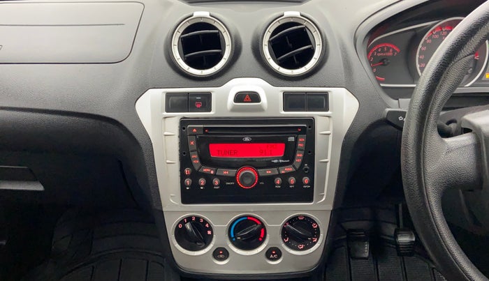 2012 Ford Figo 1.2 TITANIUM DURATEC, Petrol, Manual, 55,210 km, Air Conditioner