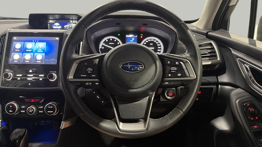 2024 Subaru Forester 2.5i (AWD), Automatic, 54957 km, Steering Wheel Close-up