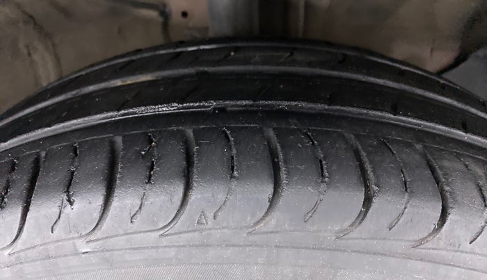 2019 KIA SELTOS HTK PLUS AT 1.5 DIESEL, Diesel, Automatic, 40,029 km, Right Front Tyre Tread