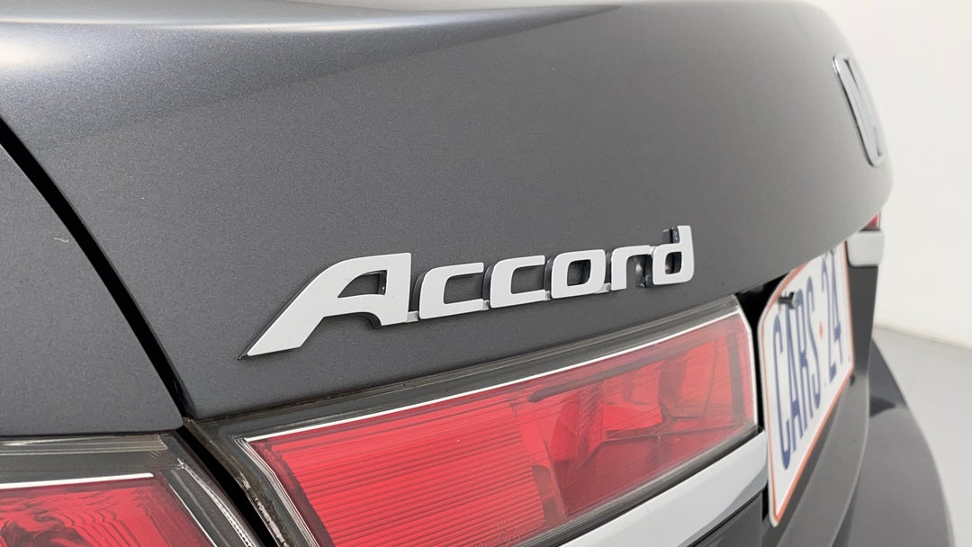 2012 Honda Accord V6 Luxury, Automatic, 127802 km, Badge (Boot Left Side)