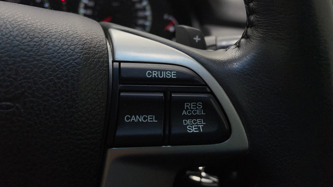 2012 Honda Accord V6 Luxury, Automatic, 127802 km, Cruise Control