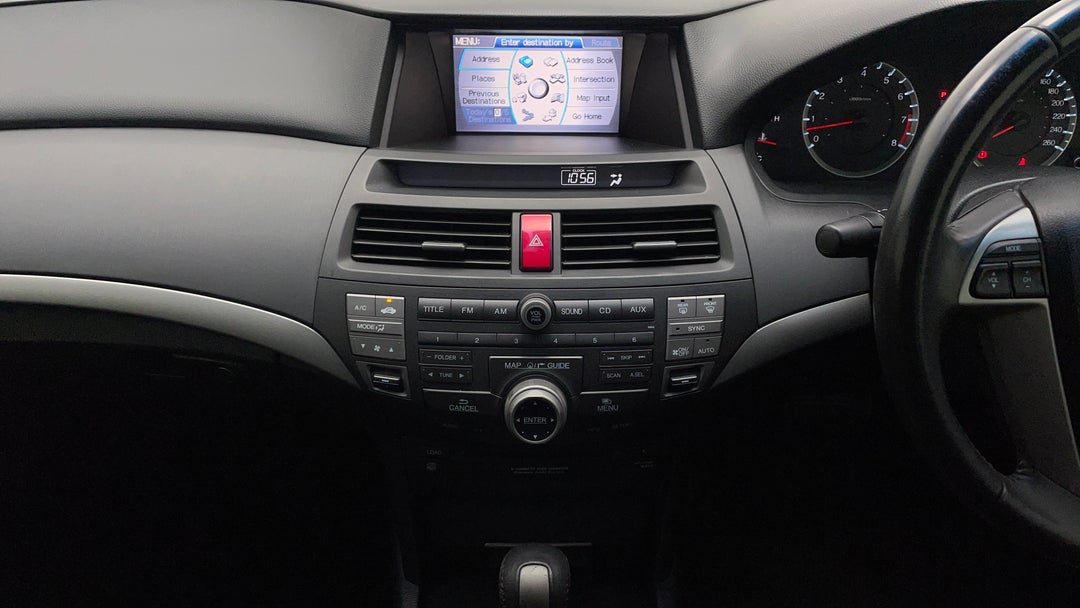 2012 Honda Accord V6 Luxury, Automatic, 127802 km, Center Console