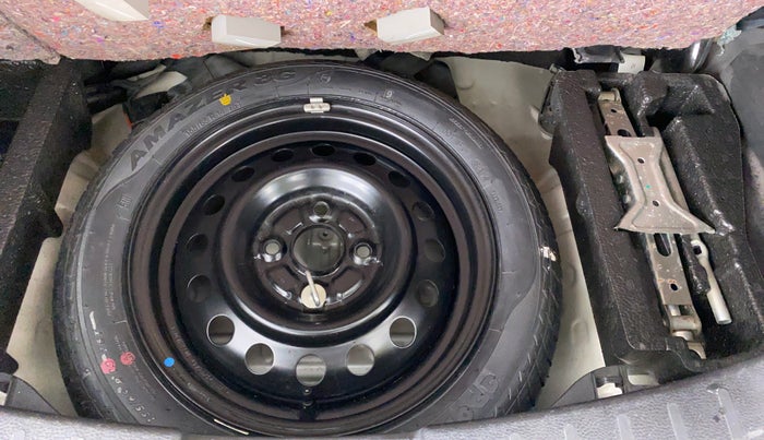 2017 Maruti Wagon R 1.0 VXI, Petrol, Manual, 34,774 km, Spare Tyre