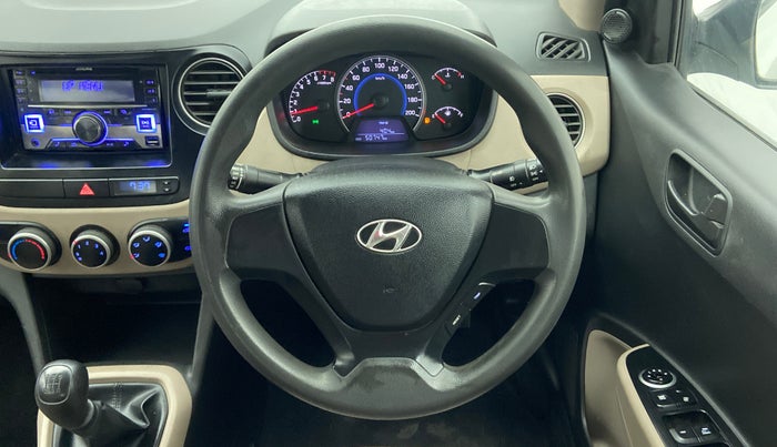 2015 Hyundai Grand i10 MAGNA 1.2 KAPPA VTVT, Petrol, Manual, 50,980 km, Steering Wheel Close Up