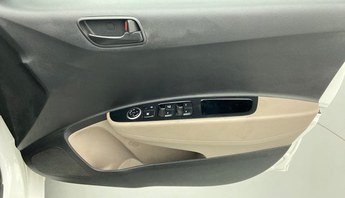 2015 Hyundai Grand i10 MAGNA 1.2 KAPPA VTVT, Petrol, Manual, 50,980 km, Driver Side Door Panels Control