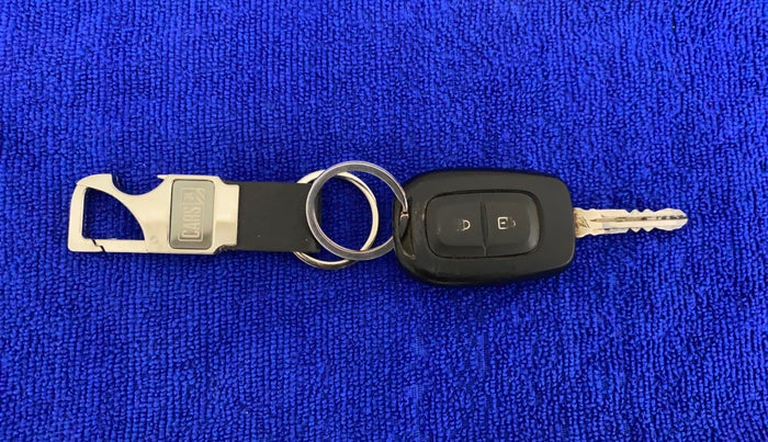2019 Renault Duster 110 PS RXZ MT DIESEL, Diesel, Manual, 89,519 km, Key Close Up