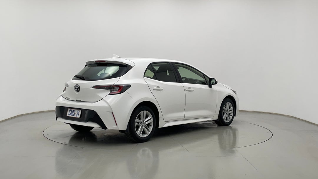 Right Back Diagonal (45- Degree) View