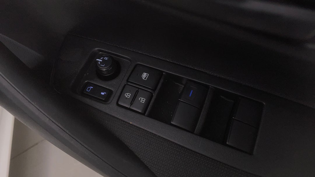 Drivers Side Door Panel Controls