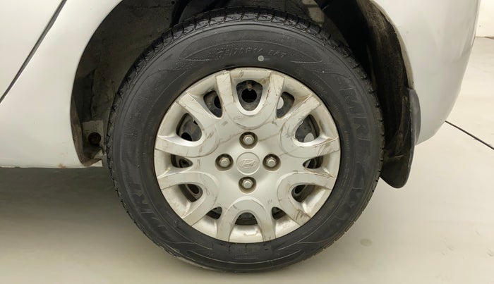 2011 Hyundai i20 MAGNA (O) 1.2, Petrol, Manual, 73,952 km, Left Rear Wheel