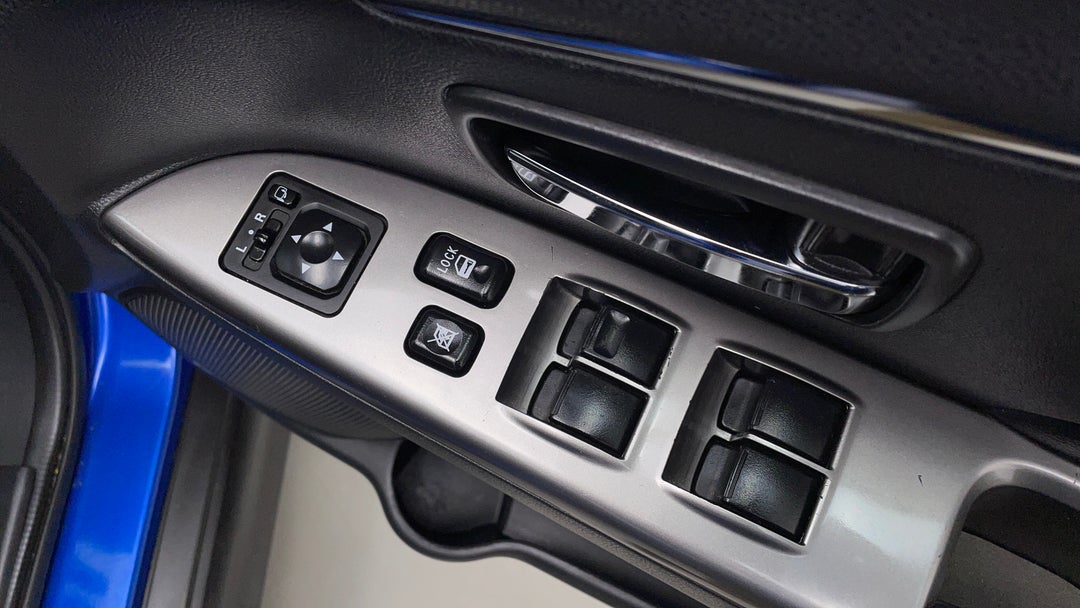 Drivers Side Door Panel Controls
