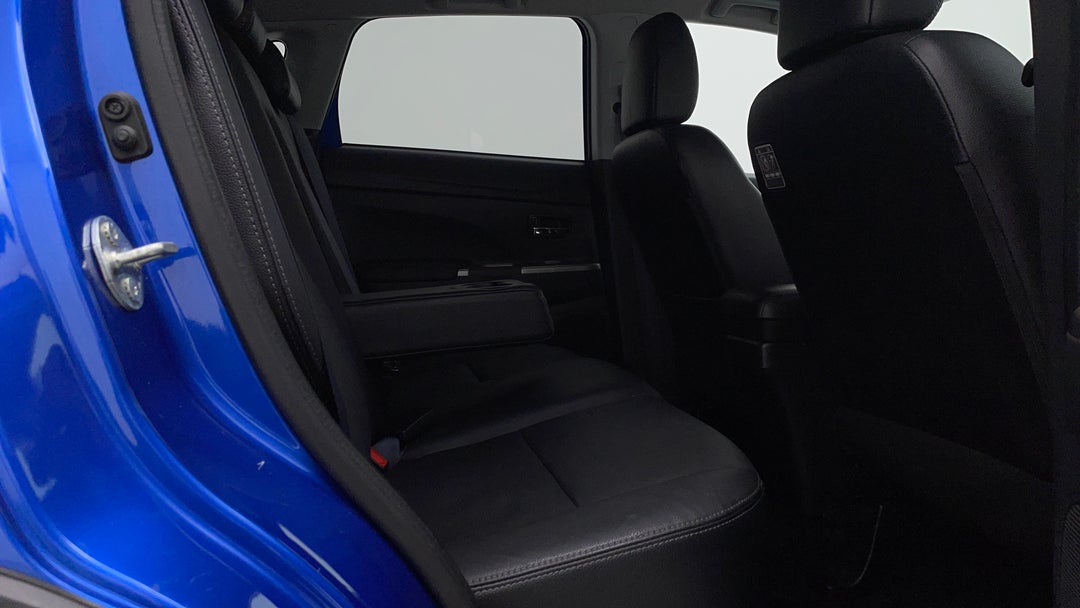 Right Side Rear Door Cabin View