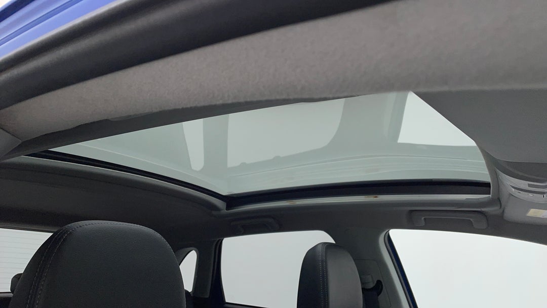 Interior Sunroof/Moonroof