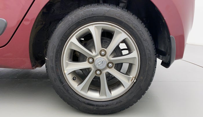 2016 Hyundai Grand i10 ASTA 1.2 KAPPA VTVT OPT, Petrol, Manual, 9,685 km, Left Rear Wheel
