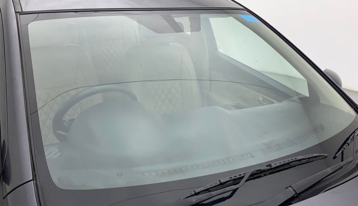 2022 Maruti Ciaz ZETA 1.5 SHVS MT PETROL, Petrol, Manual, 21,588 km, Front windshield - Minor spot on windshield