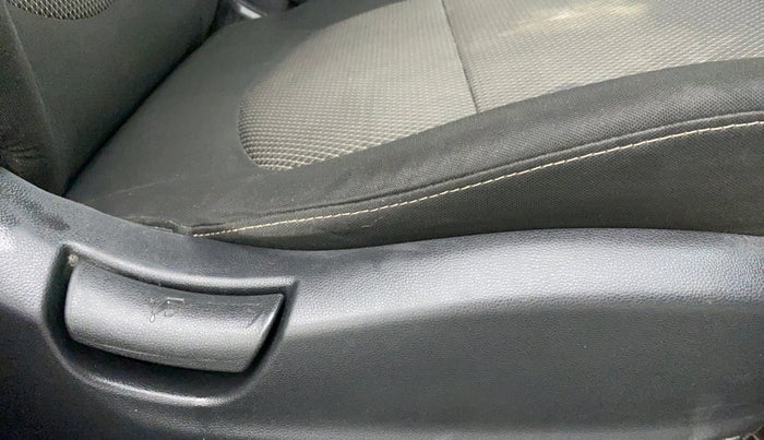 2018 Hyundai Creta 1.6 E + VTVT, Petrol, Manual, 46,028 km, Driver Side Adjustment Panel