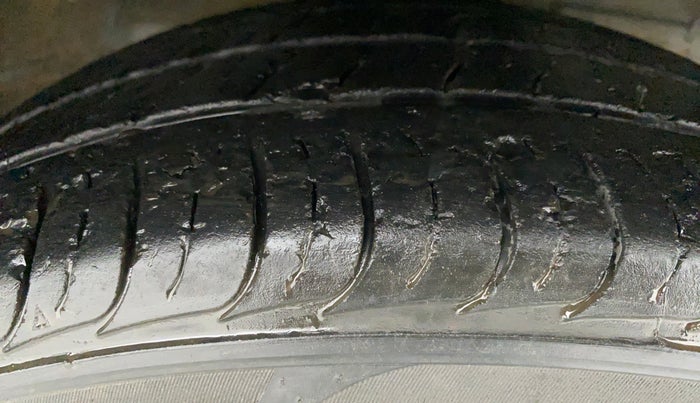 2018 Hyundai Creta 1.6 E + VTVT, Petrol, Manual, 46,028 km, Right Front Tyre Tread