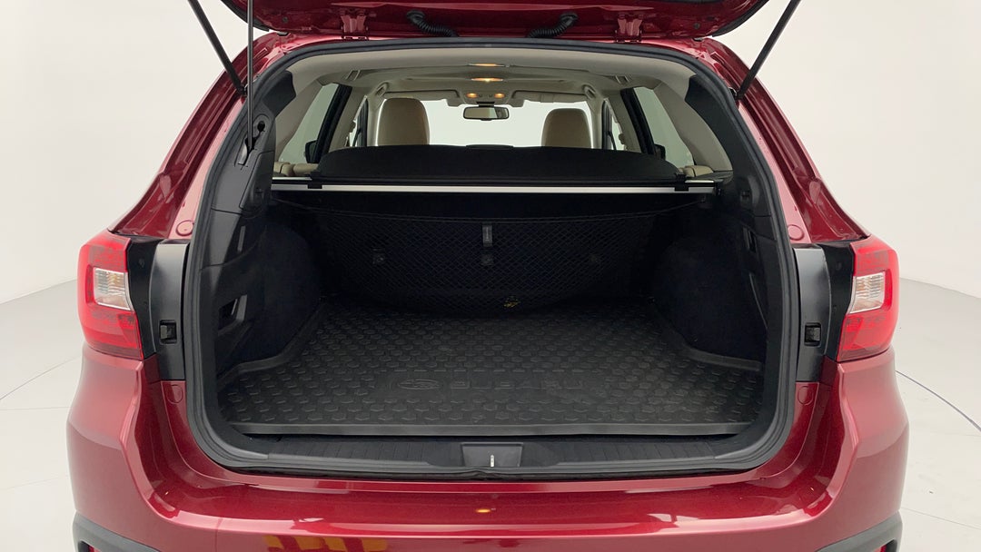 2015 Subaru Outback 2.5i Premium Awd, Automatic, 90839 km, Boot Inside View