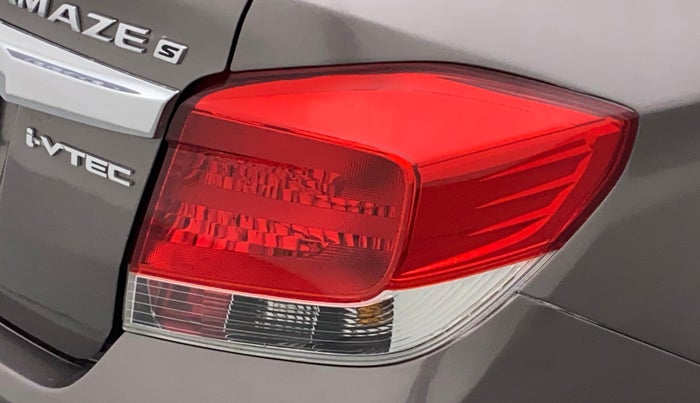 2014 Honda Amaze 1.2L I-VTEC S, Petrol, Manual, 69,500 km, Right tail light - Reverse gear light not functional
