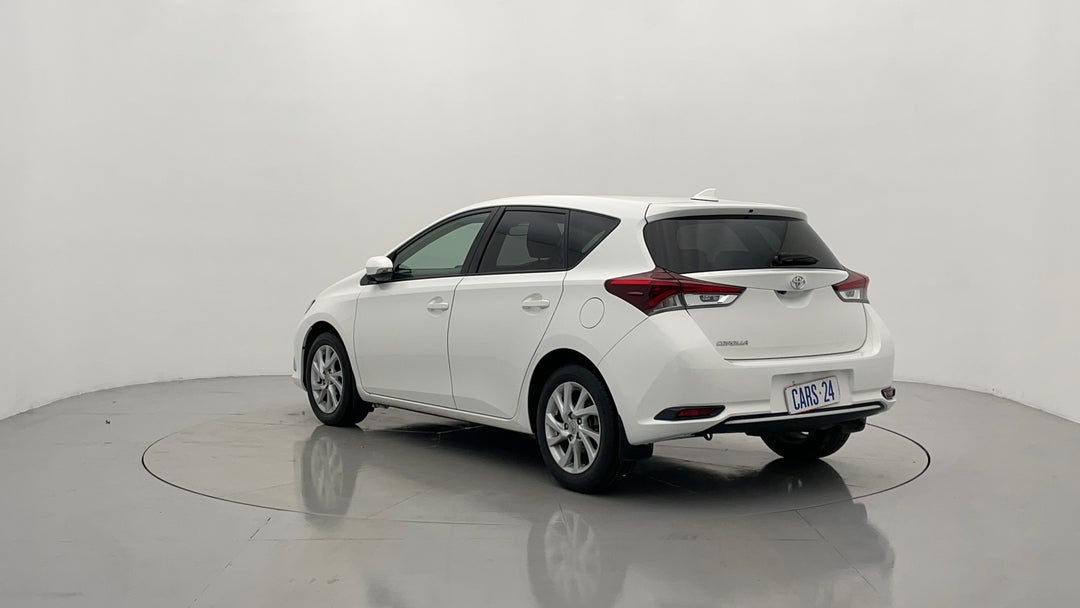 Left Back Diagonal (45- Degree) View